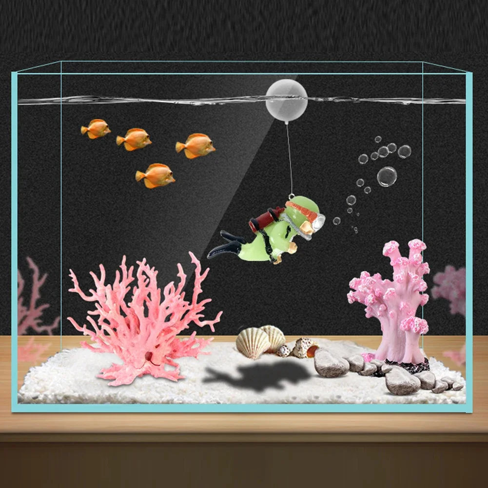 1pc Luminous Aquarium Accessories Simulated Diver Resin Floating Interesting Decor Fish Tank Landscaping Decoration Toy Pendant