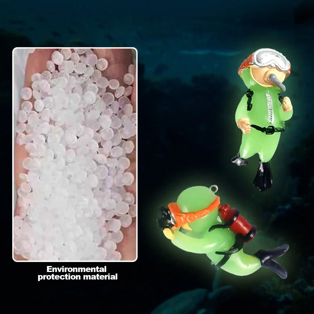 1pc Luminous Aquarium Accessories Simulated Diver Resin Floating Interesting Decor Fish Tank Landscaping Decoration Toy Pendant